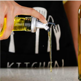 Clear Glass Oil & Vinegar Bottle – 550ml Dispenser