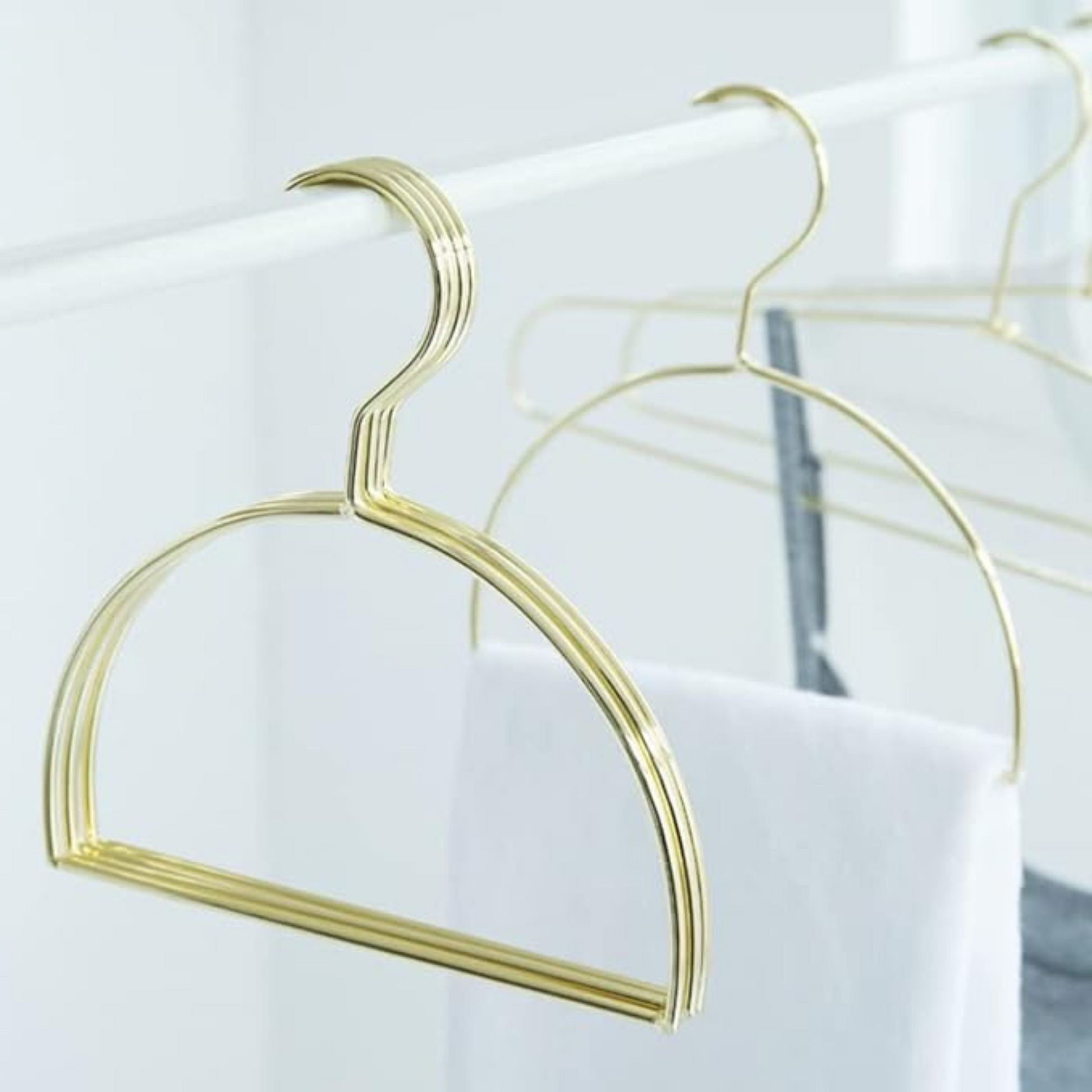 Gold Hijab Scarf Hanger – Space-Saving Design-2