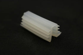 White Glazing Rubber 4mm Shower