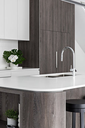 Alpine White Quartz Stone (Deluxe Range)