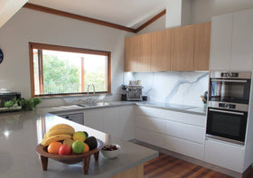Cloudy Bay Quartz Stone (Deluxe Range)